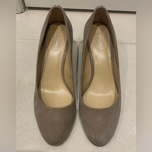 Michael Kors Beige Suede Heels